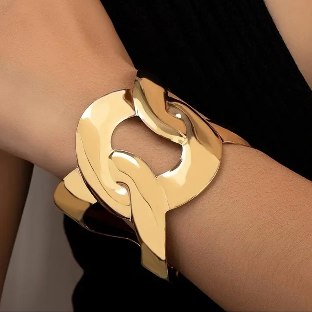 NEW! Bangle Bracelet!